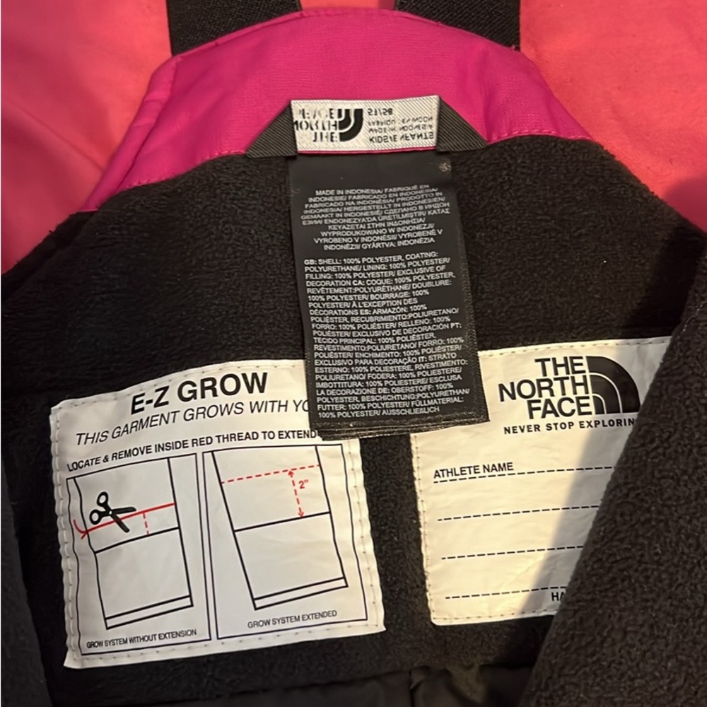 The North Face Girls' Bright Pink & Multicolor Marble Ski Jacket - Picture 5 of 16